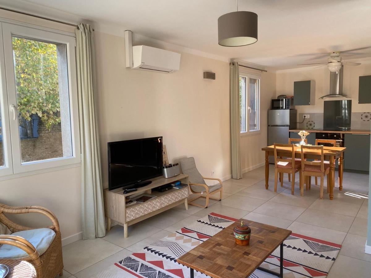 L'Esplanade, Appartement En Centre-Ville Au Calme Puisserguier Zewnętrze zdjęcie